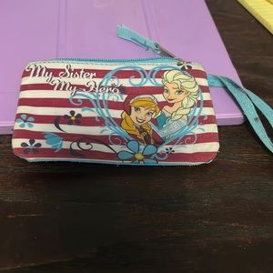 Frozen coin purse